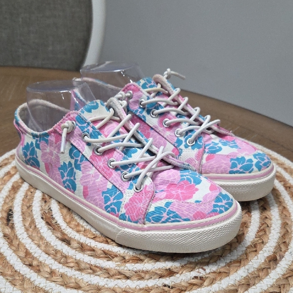 Ocean+Coast Floral Slip On Loafers, Size 8.5